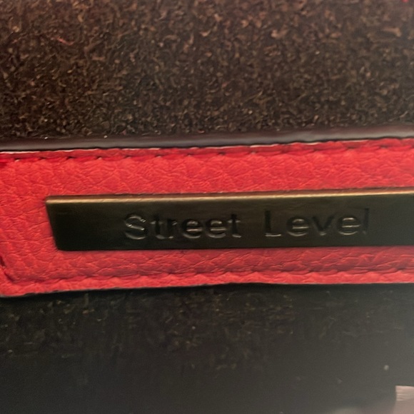 Street Level Crossbody Handbag - Picture 7 of 14